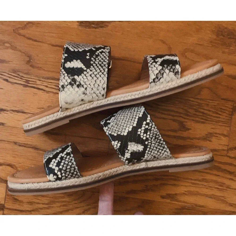 CC Corso Como Glennia Sandals Women 8M Snake Elastic‎ Strap Slide Comfort EUC
